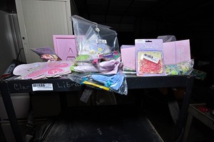 lot 346 image: Baby shower party favors & storage cart with wheels
