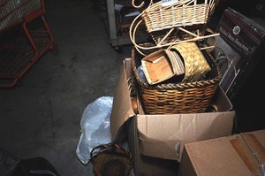 lot 350 image: Numerous wicker baskets