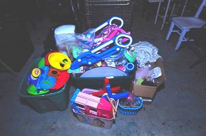 lot 119 image: Diaper Genie, Assorted Toys for Toddlers