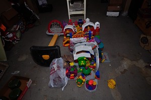 lot 469 image: Assortment of Toys
