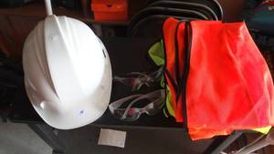 lot 14 image: SAFETY LOT INCLUDES REFLECTIVE VESTS (X4), SAFETY GLASSES (X2), AND HARD HAT