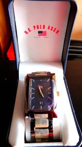 lot 17 image: US POLO ASSOCIATION MENS WATCH - APPEARS UNUSED IN CUSTOM CASE