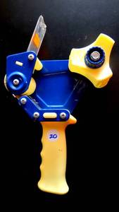 lot 20 image: CUT OFF BOX TAPER