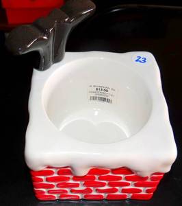 lot 23 image: DEPARTMENT 56 SANTA THEMED WINE BOTTLE HOLDER WITH CORKSCREW - UNUSED