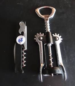 lot 43 image: LOT OF 2 WINE OPENERS