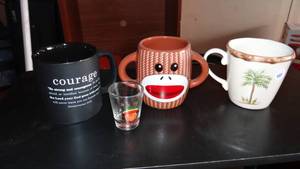 lot 44 image: MUG AND SHOT GLASS ASSORTMENT