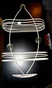 lot 102 image: PORTABLE WIRE SHOWER CADDY FOR SOAPS, LOTIONS, AND HAIR PRODUCTS