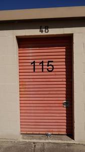 lot 115 image: UNIT D048 - 10 X 12 LOCKER (UNPAID FORECLOSURE) - LAPTOP COMPUTER AND MORE