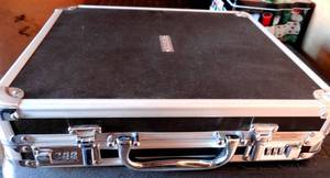 lot 157 image: VAULT BRIEFCASE WITH ASSORTED MILITARY RELATED BOOKS