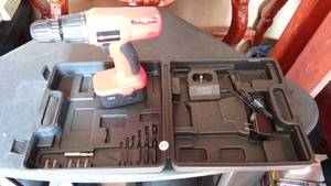 lot 219 image: HILTEX 18 VOLT DRILL WITH ACCESSORIES AND CASE AS SHOWN