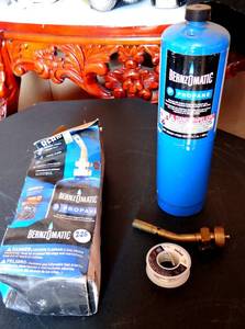 lot 225 image: BENZOMATIC PROPANE TORCH WITH SOLDER