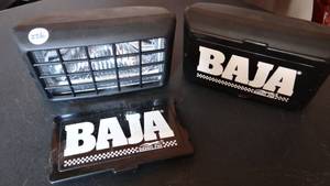 lot 226 image: Pair Vintage Desert Fox Blazer Baja Quartz Halogen Rectangle Truck Lights Bulbs
