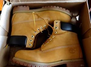 lot 269 image: 6 INCH PREMIUM TIMBERLAND HIKING BLUE SZ 10 WATERPROOF WHEAT - APPEAR UNUSED