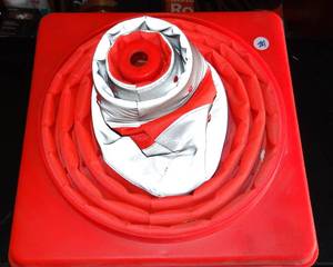 lot 281 image: PORTABLE REFLECTIVE SAFETY CONE - CAN ADJUST HEIGHT AS NEEDED