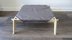 lot 30 image: Pet Lounge with Reversible Fabric Hammock - Neutral SpotsCrosses with Natural Frame - 21 x 21
