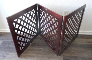 lot 43 image: 27 Folding Wood Pet Gate - Spans to 81