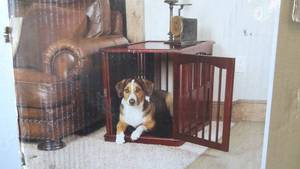 lot 18 image: Wood End Table Dog Crate - Size Medium - 30 L x 21 W x 24 H