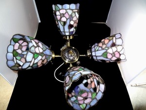 lot 5 image: Authentic Tiffany Lamp in original box - never used