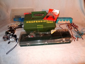 lot 12 image: Tackle boxes & misc fishing gear