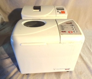 lot 19 image: Lot of 2 Bread making machines  Welbilt & Panasonic