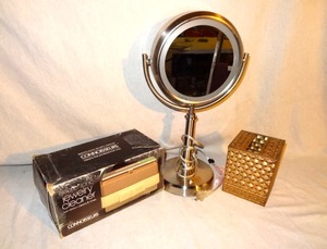 lot 67 image: Bathroom lot - lighted mirror, jewelry cleaner, tissue holder