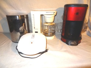 lot 73 image: Kitchen lot - 2 Coffee Makers, Electric Grill, Small stainless trash can w foot pedal