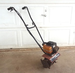 lot 82 image: Garden Tiller