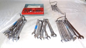 lot 122 image: Lot of Metric Wrenches and Ratchet Driver set