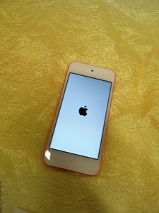 lot 26 image: APPLE IPOD A1574 6TH GEN