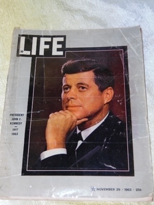 lot 41 image: LIFE MAGAZINE NOVEMBER 29 1963    JFK EDITION