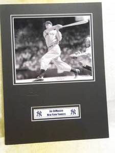 lot 43 image: JOE DIMAGGIO