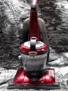 lot 106 image: HOOVER WIND TUNNEL VACUUM TESTED WORKS