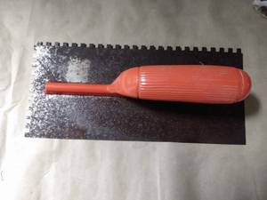lot 116 image: ADHESIVE SPREADER