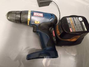lot 68 image: RYOBI CORDLESS DRILL