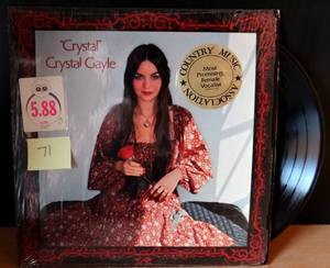 lot 71 image: 1976  Crystal Gayle Crystal Record Album Vinyl 33 rpm