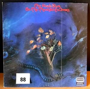 lot 88 image: 1969 - Moody Blues - On the Threshold of a Dream (1969) Vinyl LP Clean Copy