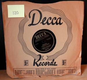 lot 120 image: DECCA 78rpm CARMEN CAVALLARO ORCH Brazil  Carioca