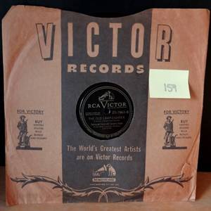 lot 159 image: 1948 -  10 78 rpm RECORD RCA VICTOR SAMMY KAYE TOUCH ME NOT  THE OLD LAMPLIGHTER