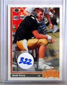 lot 322 image: HOT - 1991 Brett Favre UD Upper Deck ROOKIE CARD #13 - Green Bay Packers RC $$$