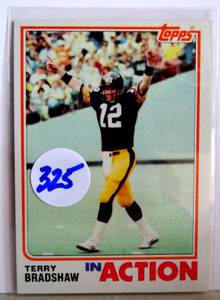 lot 325 image: 1982 TERRY BRADSHAW - Topps IN ACTION Football Card # 205 - PITTSBURGH STEELERS $$