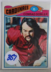 lot 357 image: 1977 Topps Football #322 Conrad Dobler (Cardinals) NM-MT