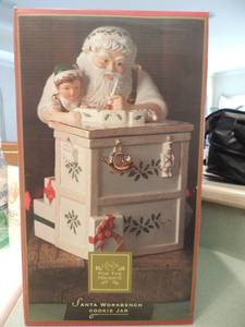lot 33 image: Porcelain Lenox Santa workbench cookie jar NIB