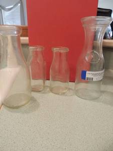 lot 35 image: Milk Glass jugs x 5
