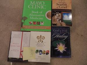 lot 51 image: Mayo Clinic books on how to heal and grieve