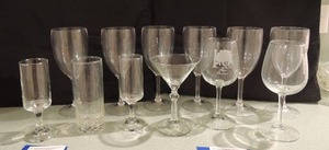 lot 89 image: 6 long stem plastic cups martini glasses and more