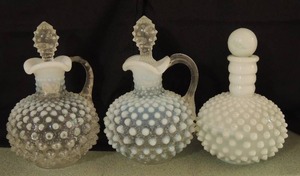 lot 97 image: 3 Hobnob DECANTORS   6.75 tall