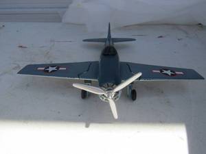 lot 175 image: Limited edition 1943 F6F-3 Hellcat