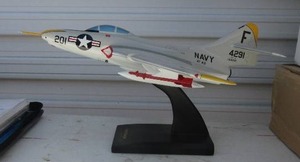 lot 176 image: F9F-8 Cougar die cast plane