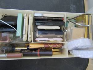 lot 224 image: Bin of eye shadow, blush, lip gloss and more