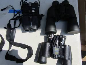 lot 232 image: 10x50 binoculars, Bushnell 420  at 1000 yards binoculars , world star binoculars and insta focus binoculars